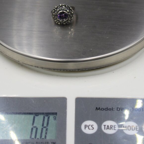 Amethyst and Marcasite Cocktail Ring - TCW 1.76 - Picture 6 of 6